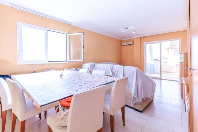 Piso de 3 habitaciones en Ibiza / Eivissa ciudad en venta con garaje - 585.000 € (Ref: 9949127)