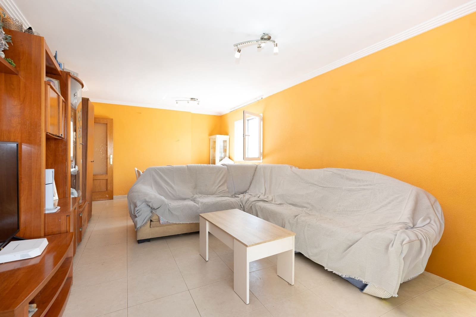 3 bedroom Flat for sale in Ibiza / Eivissa town with garage - € 585,000 (Ref: 9949127)