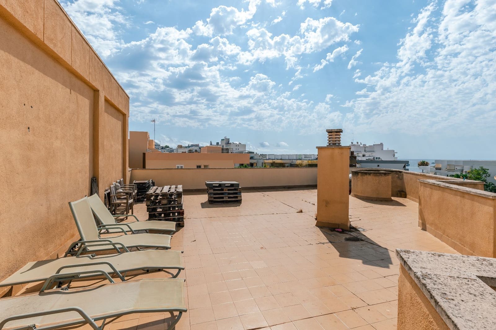 3 bedroom Flat for sale in Ibiza / Eivissa town with garage - € 585,000 (Ref: 9949127)