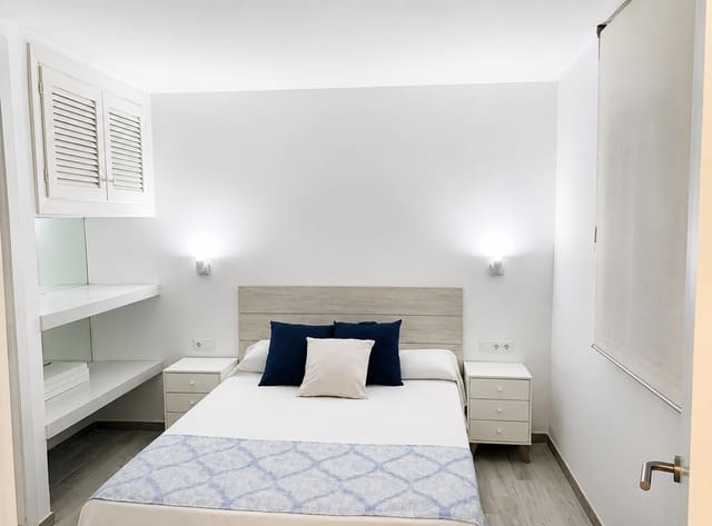 Piso de 1 habitación en Santa Eulalia / Santa Eularia en venta con piscina - 350.000 € (Ref: 9950987)