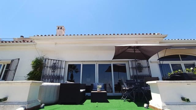 3 soveværelse Villa til salg i Buenas Noches, Estepona med swimmingpool garage - € 900.000 (Ref: 9953695)