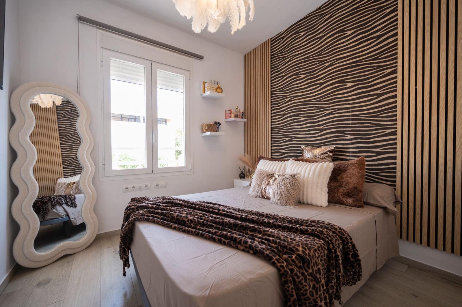 3 bedroom Flat for sale in Santa Eulalia / Santa Eularia - € 695,000 (Ref: 9956741)