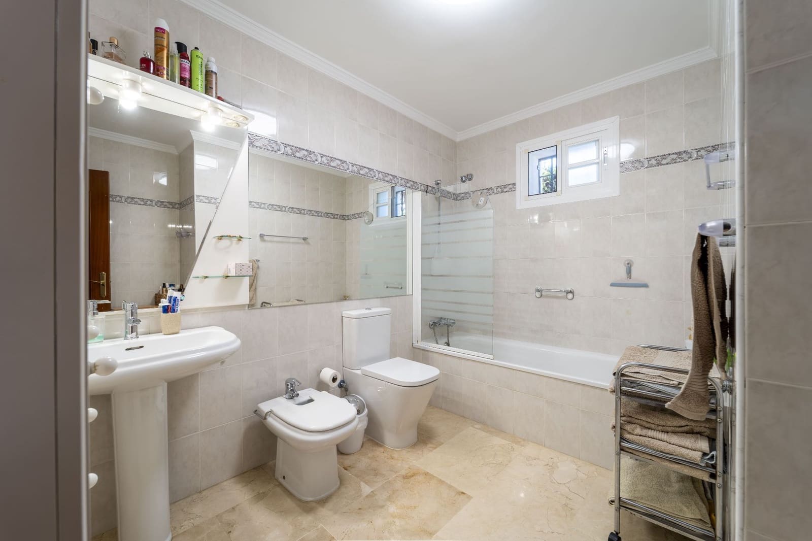 4 bedroom Villa for sale in Velez-Malaga with pool garage - € 669,000 (Ref: 9956742)