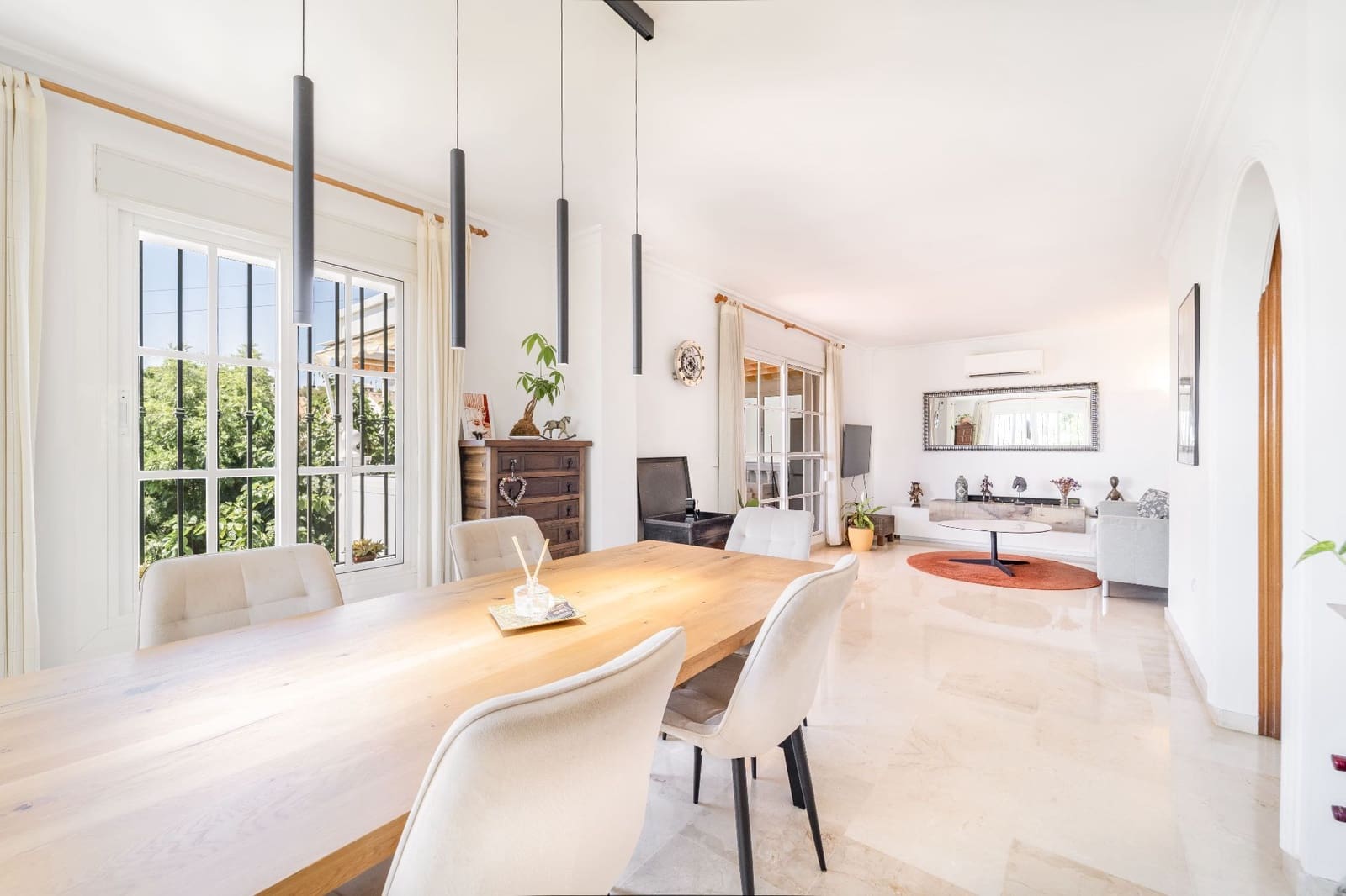 4 bedroom Villa for sale in Velez-Malaga with pool garage - € 669,000 (Ref: 9956742)