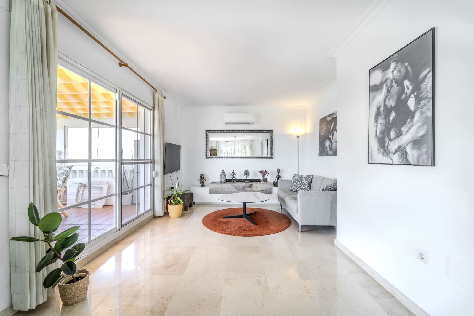 4 bedroom Villa for sale in Velez-Malaga with pool garage - € 669,000 (Ref: 9956742)