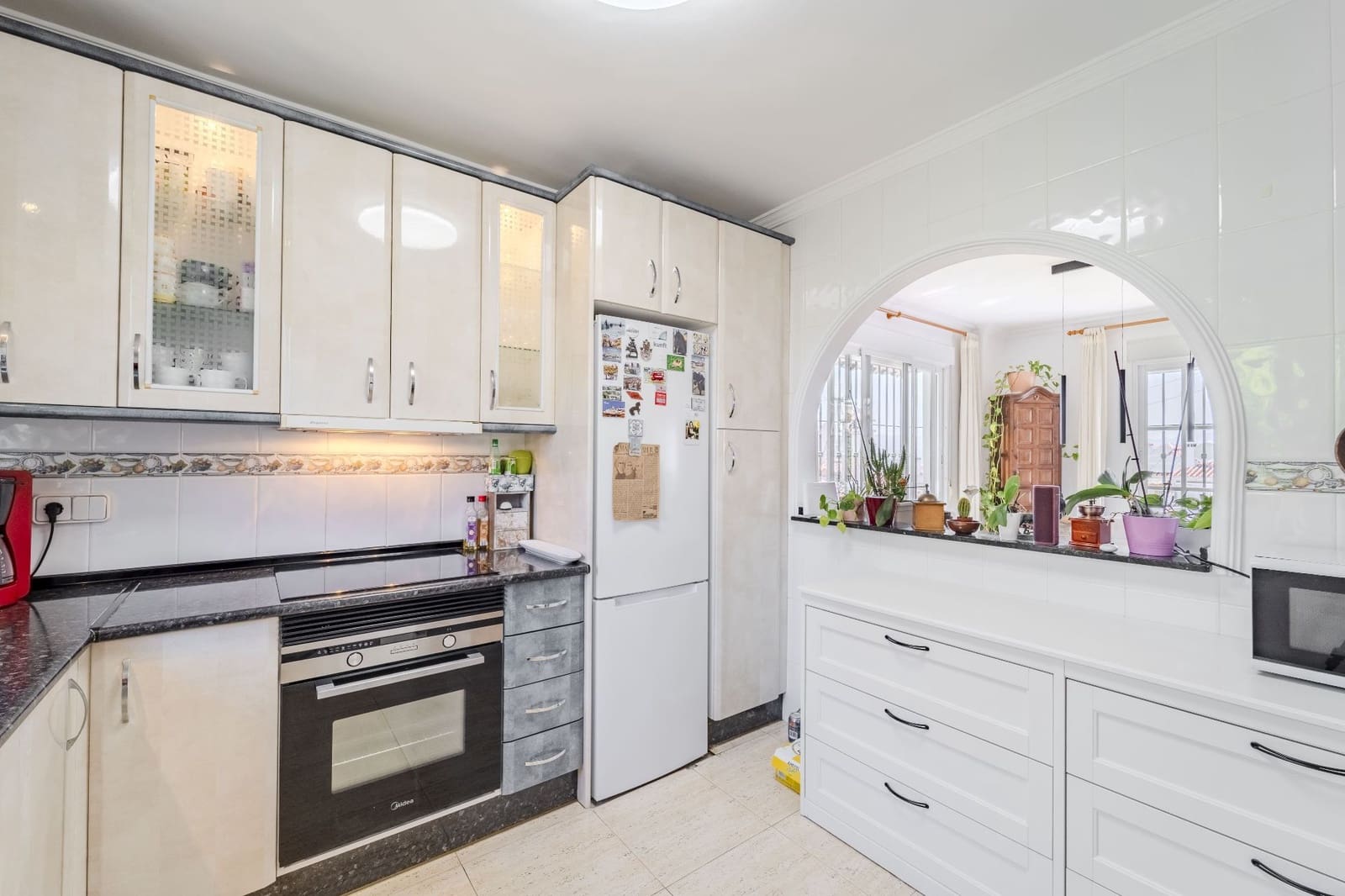 4 bedroom Villa for sale in Velez-Malaga with pool garage - € 669,000 (Ref: 9956742)