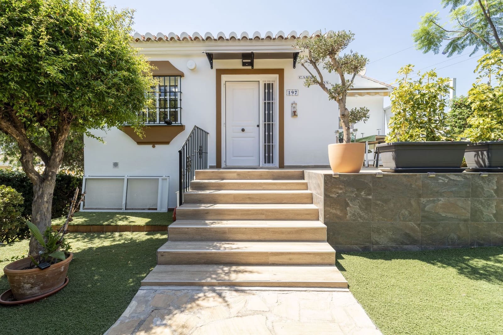4 bedroom Villa for sale in Velez-Malaga with pool garage - € 669,000 (Ref: 9956742)
