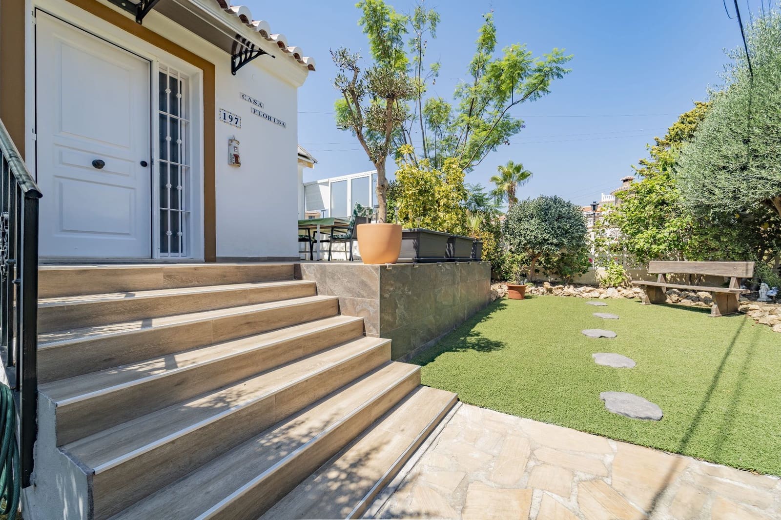 4 bedroom Villa for sale in Velez-Malaga with pool garage - € 669,000 (Ref: 9956742)