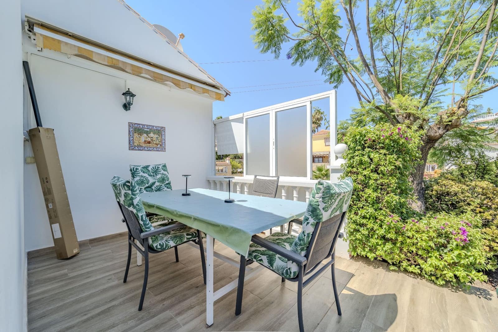 4 bedroom Villa for sale in Velez-Malaga with pool garage - € 669,000 (Ref: 9956742)