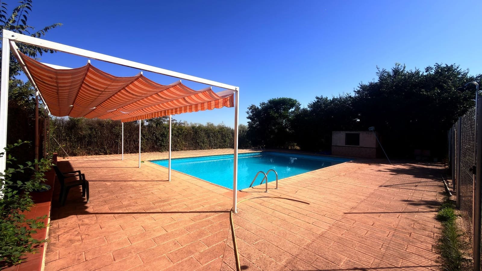 6 slaapkamer Finca/Landhuis te koop in Antequera met zwembad garage - € 500.000 (Ref: 9956743)