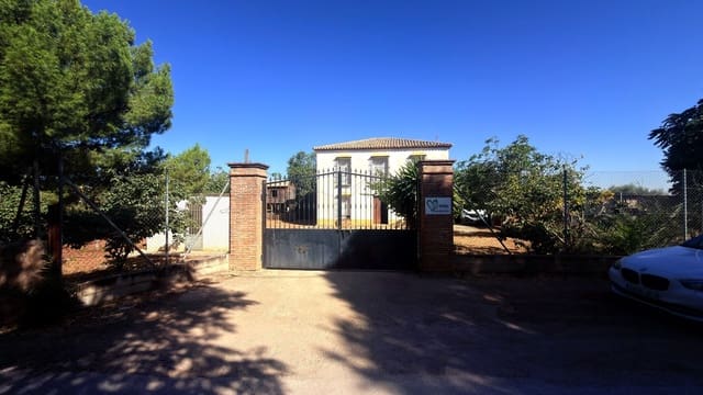 6 slaapkamer Finca/Landhuis te koop in Antequera met zwembad garage - € 500.000 (Ref: 9956743)