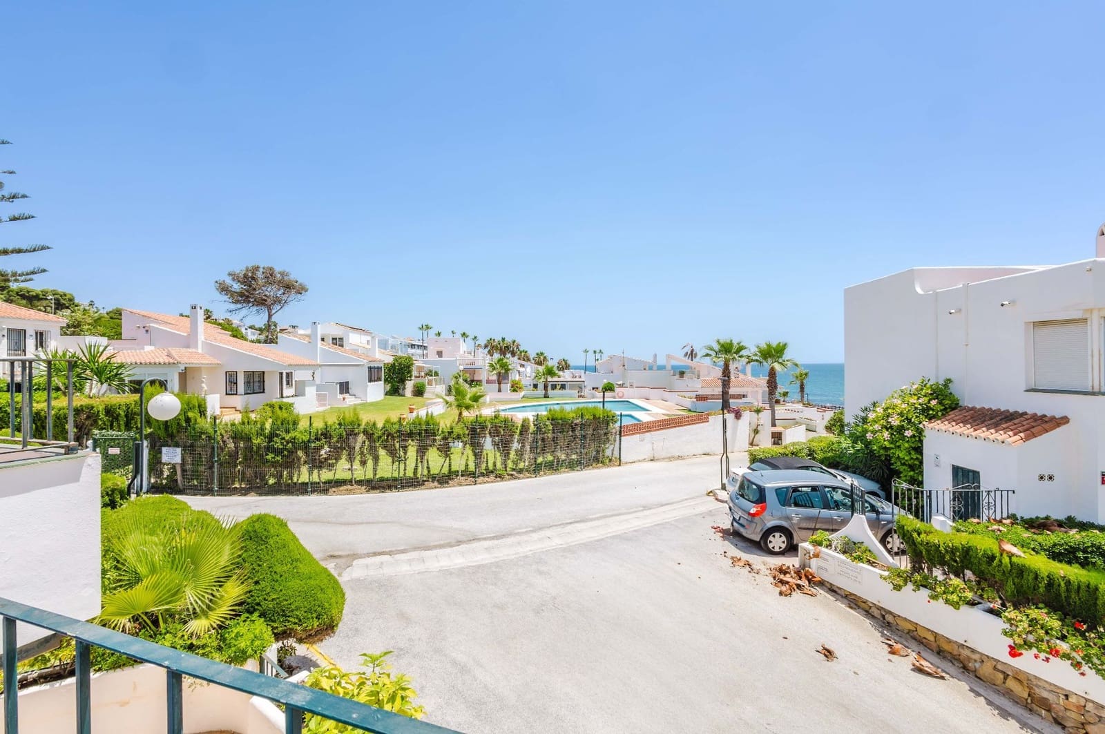 1 bedroom Semi-detached Villa for sale in Mijas with pool - € 359,000 (Ref: 9956745)