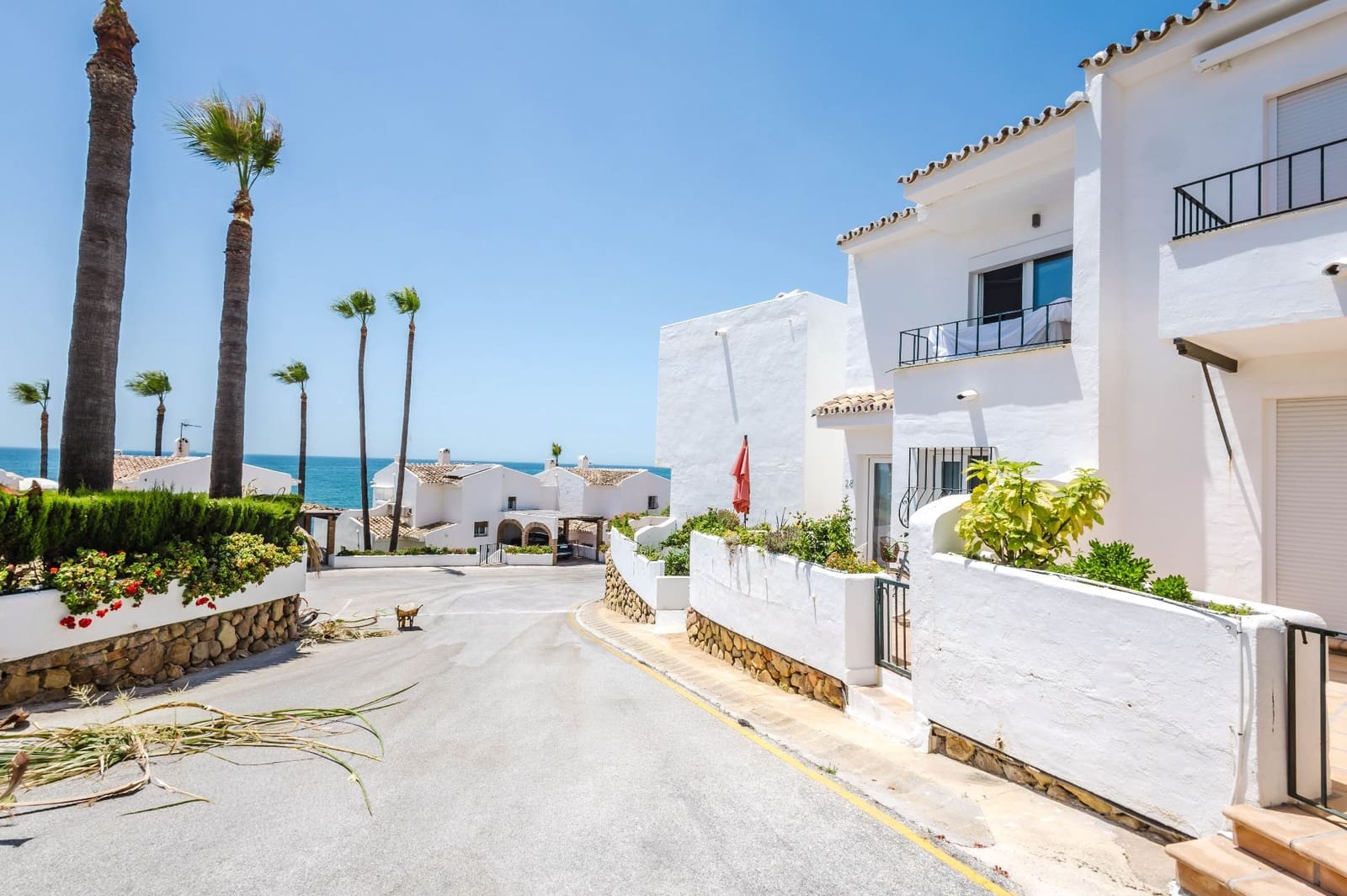 1 bedroom Semi-detached Villa for sale in Mijas with pool - € 359,000 (Ref: 9956745)
