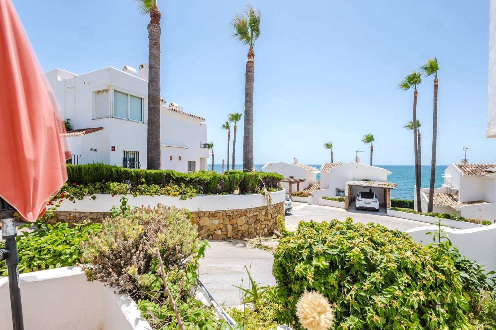 1 bedroom Semi-detached Villa for sale in Mijas with pool - € 359,000 (Ref: 9956745)
