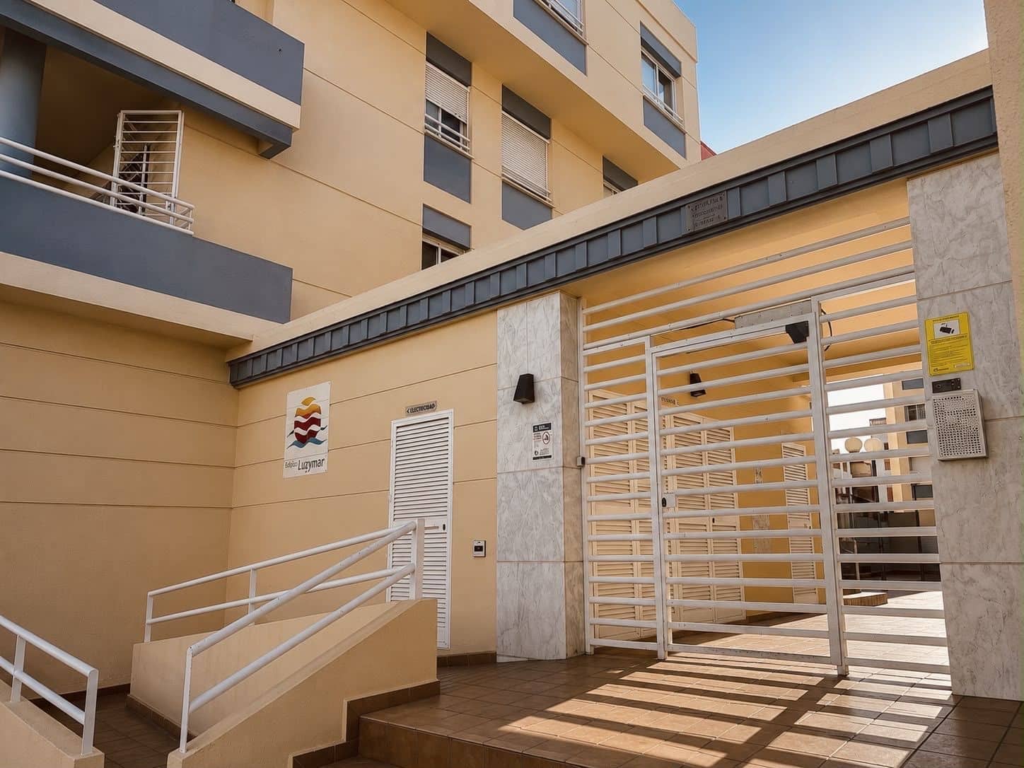 2 bedroom Flat for sale in Rincon de la Victoria with garage - € 311,000 (Ref: 9959115)