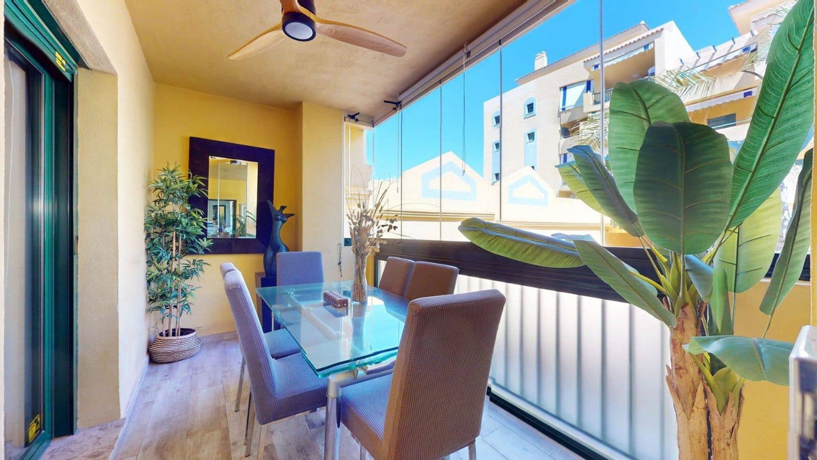 3 soverom Leilighet til salgs i Marbella med svømmebasseng garasje - € 595 000 (Ref: 9961973)