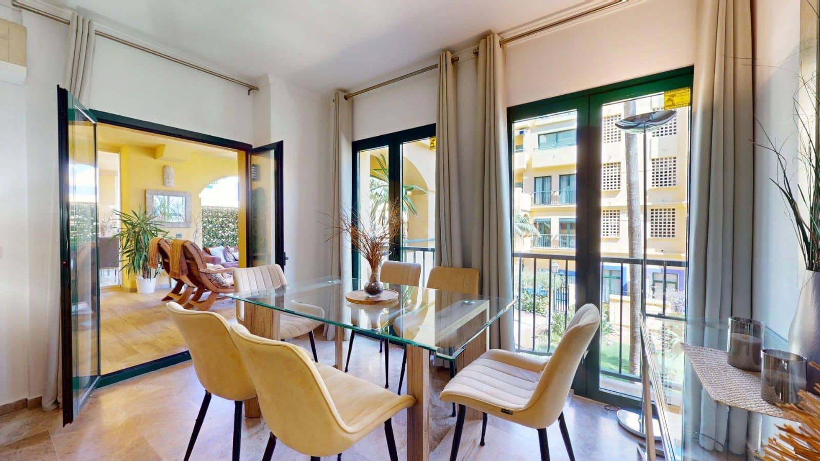 3 soverom Leilighet til salgs i Marbella med svømmebasseng garasje - € 595 000 (Ref: 9961973)