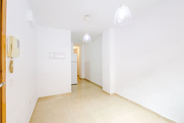 1 soverom Leilighet til salgs i Málaga by - € 165 000 (Ref: 9966110)