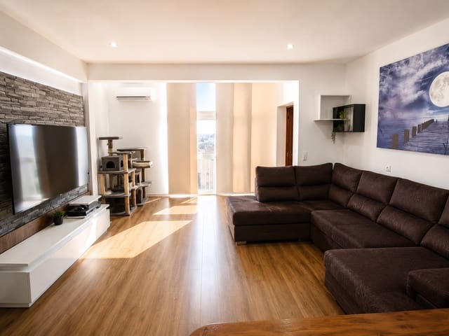 2 slaapkamer Flat te koop in Torremolinos met zwembad - € 299.000 (Ref: 9966112)