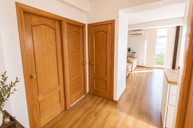 2 slaapkamer Flat te koop in Torremolinos met zwembad - € 299.000 (Ref: 9966112)
