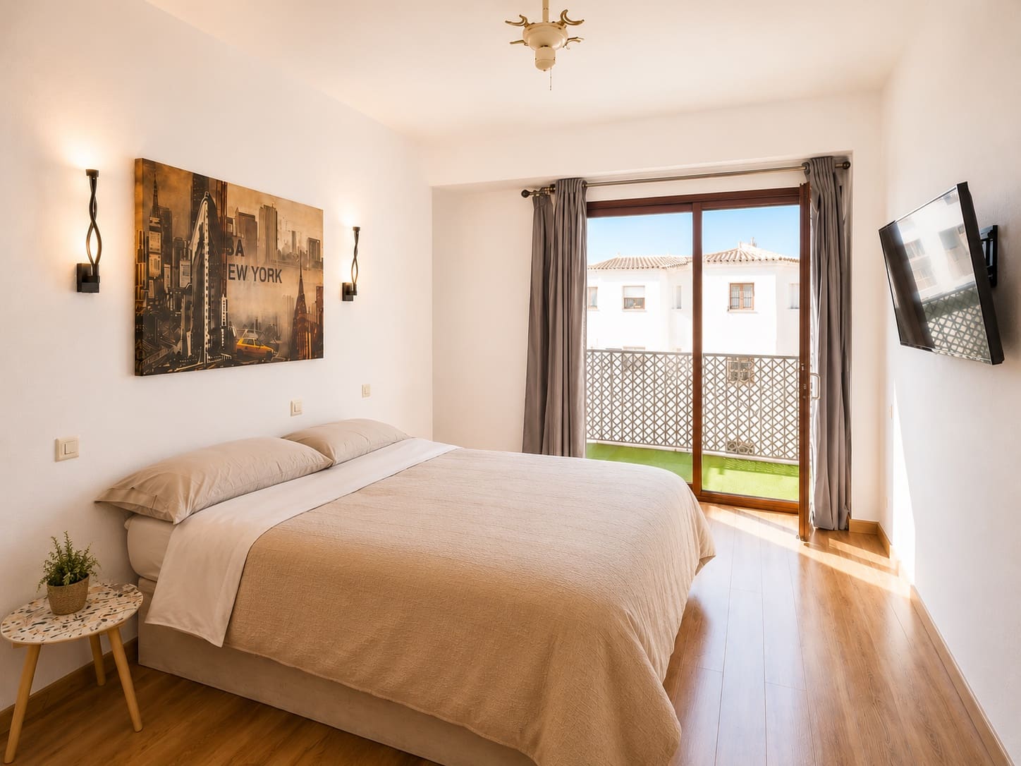 2 slaapkamer Flat te koop in Torremolinos met zwembad - € 299.000 (Ref: 9966112)