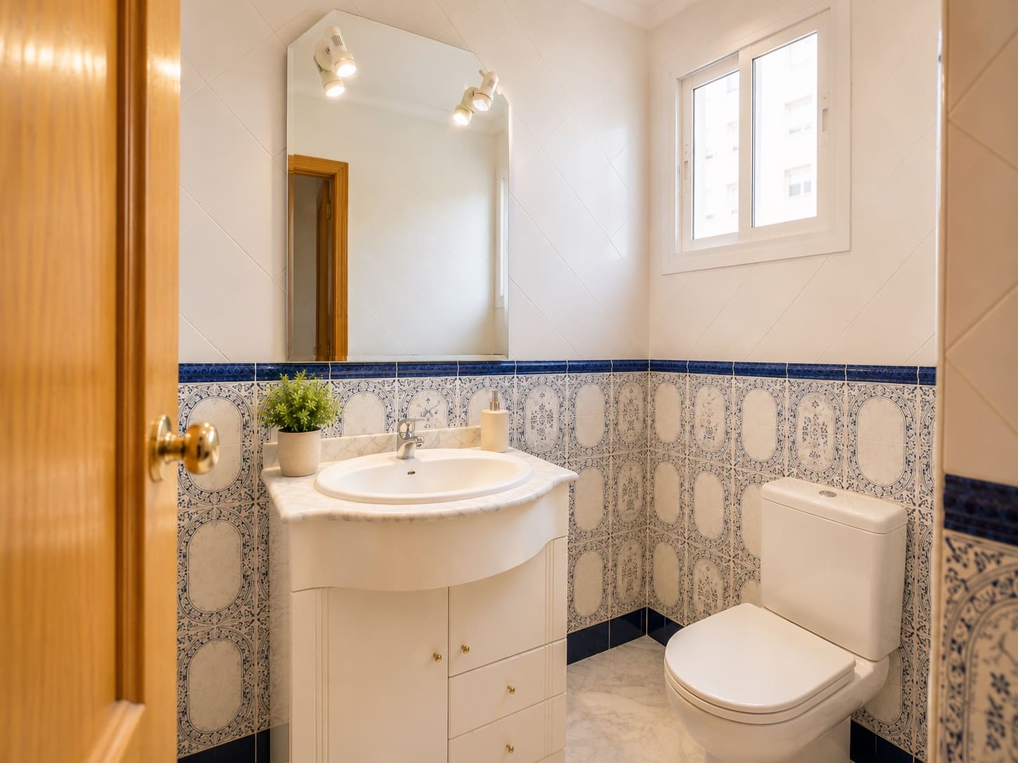 2 slaapkamer Flat te koop in Torremolinos met zwembad - € 299.000 (Ref: 9966112)
