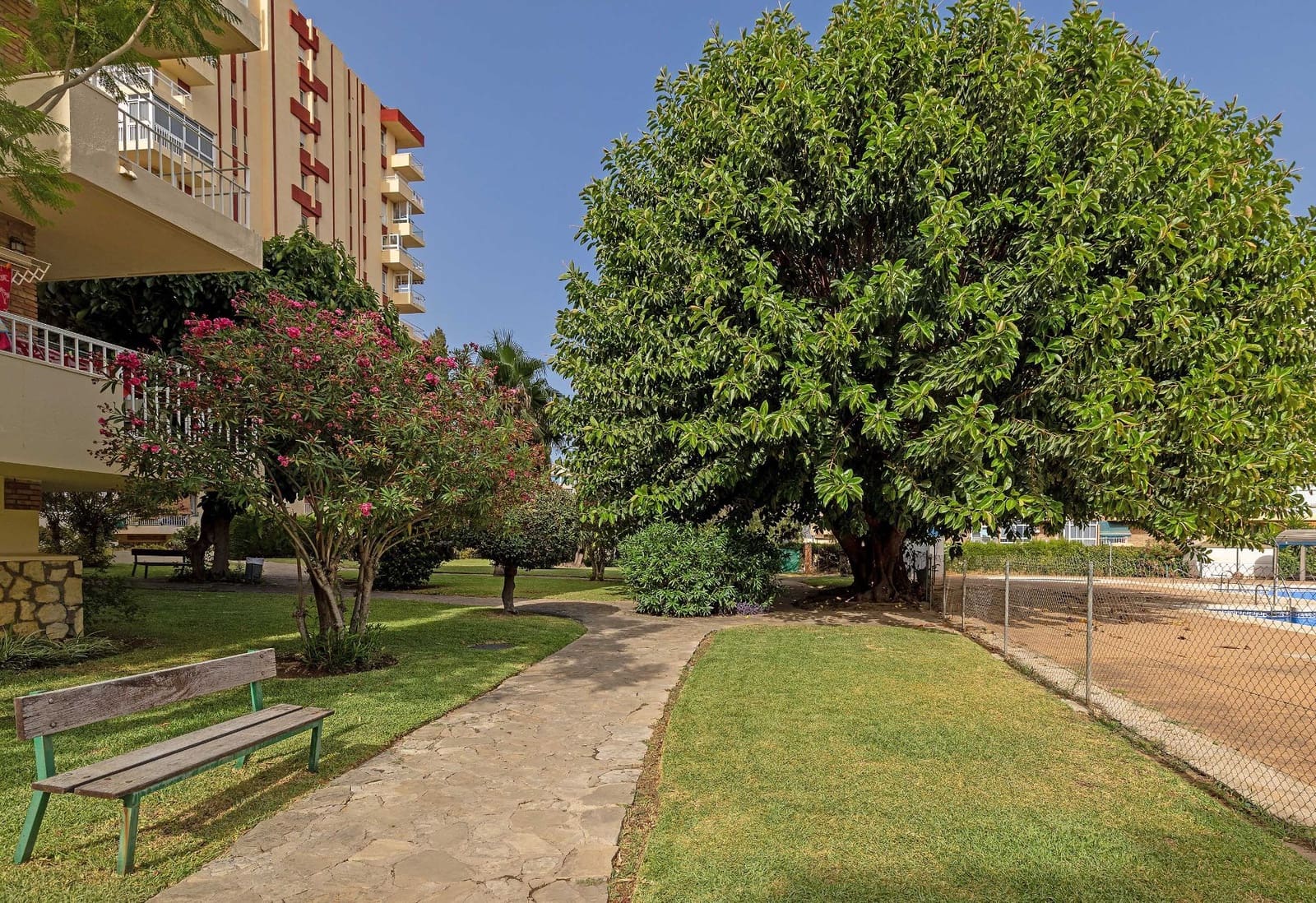 1 slaapkamer Flat te koop in Benalmadena met zwembad - € 165.000 (Ref: 9969188)