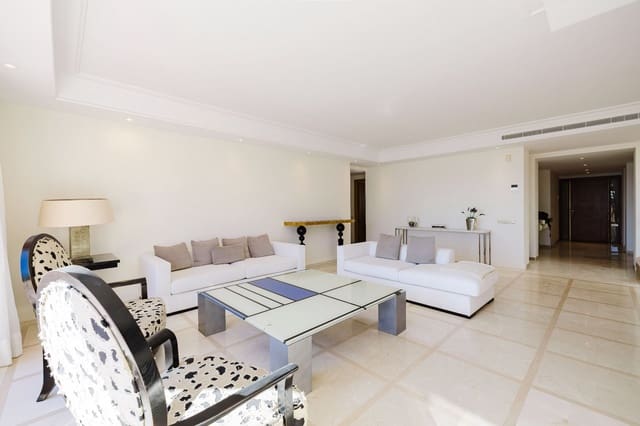 3 soverom Hus til salgs i Costalita, Estepona med svømmebasseng garasje - € 2 795 000 (Ref: 9969189)