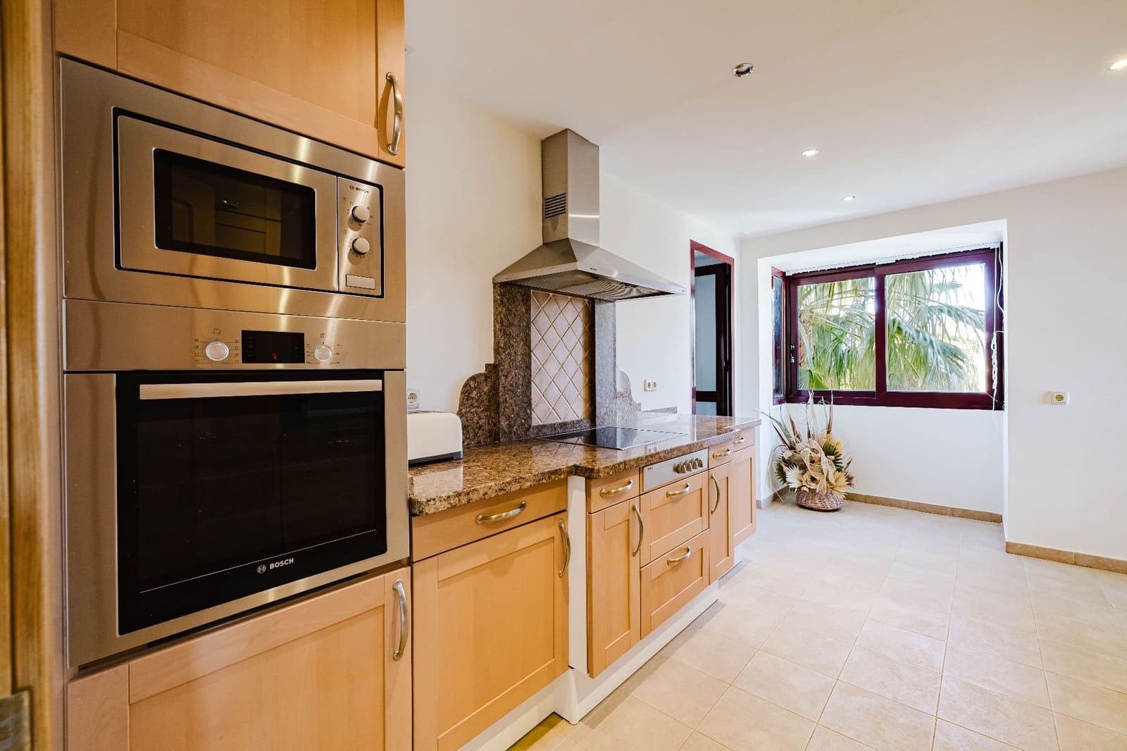 3 sypialnia Dom na sprzedaż w Costalita z basenem garażem - 2 795 000 € (Ref: 9969189)