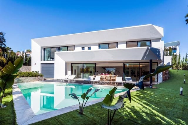 4 soverom Villa til salgs i Marbella med svømmebasseng garasje - € 1 895 000 (Ref: 9969191)