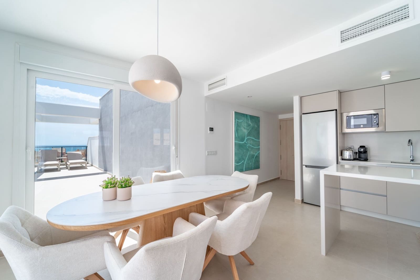 2 Zimmer Wohnung zu verkaufen in Manilva mit Pool Garage - 620.000 € (Ref: 9972837)