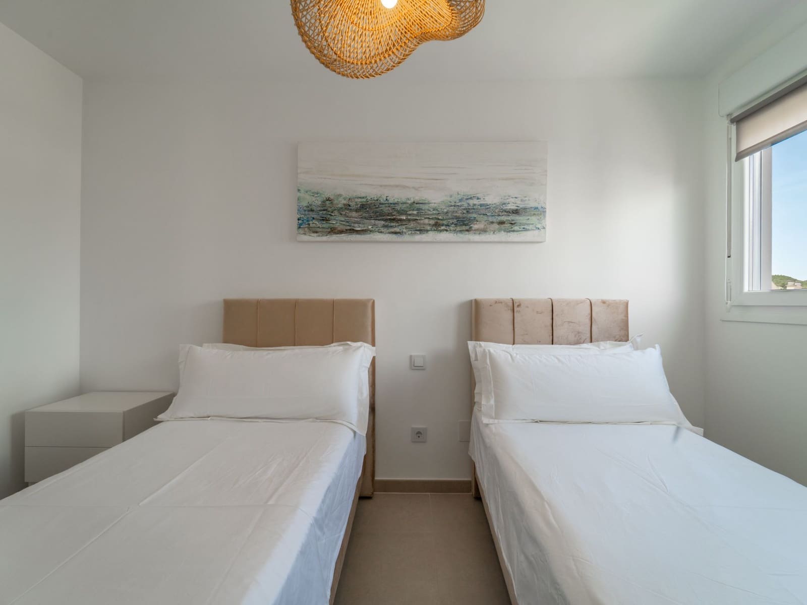 2 Zimmer Wohnung zu verkaufen in Manilva mit Pool Garage - 620.000 € (Ref: 9972837)