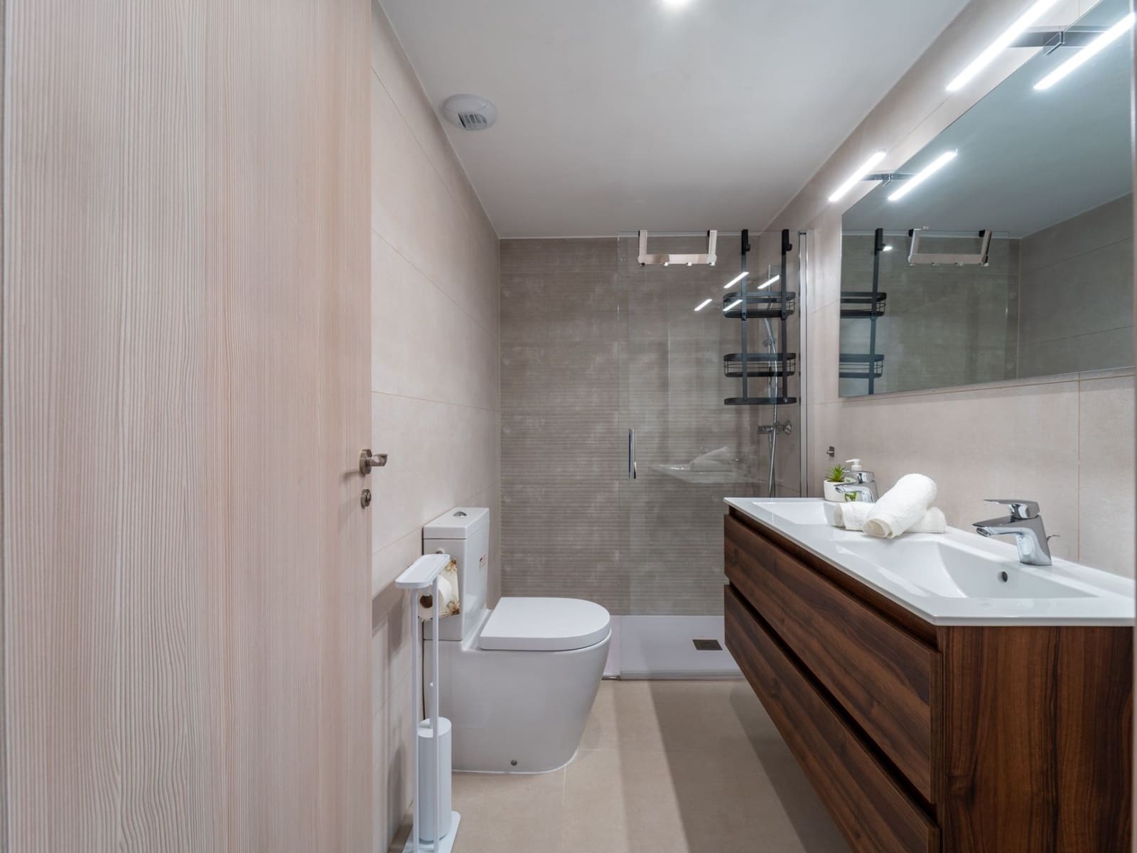 2 Zimmer Wohnung zu verkaufen in Manilva mit Pool Garage - 620.000 € (Ref: 9972837)
