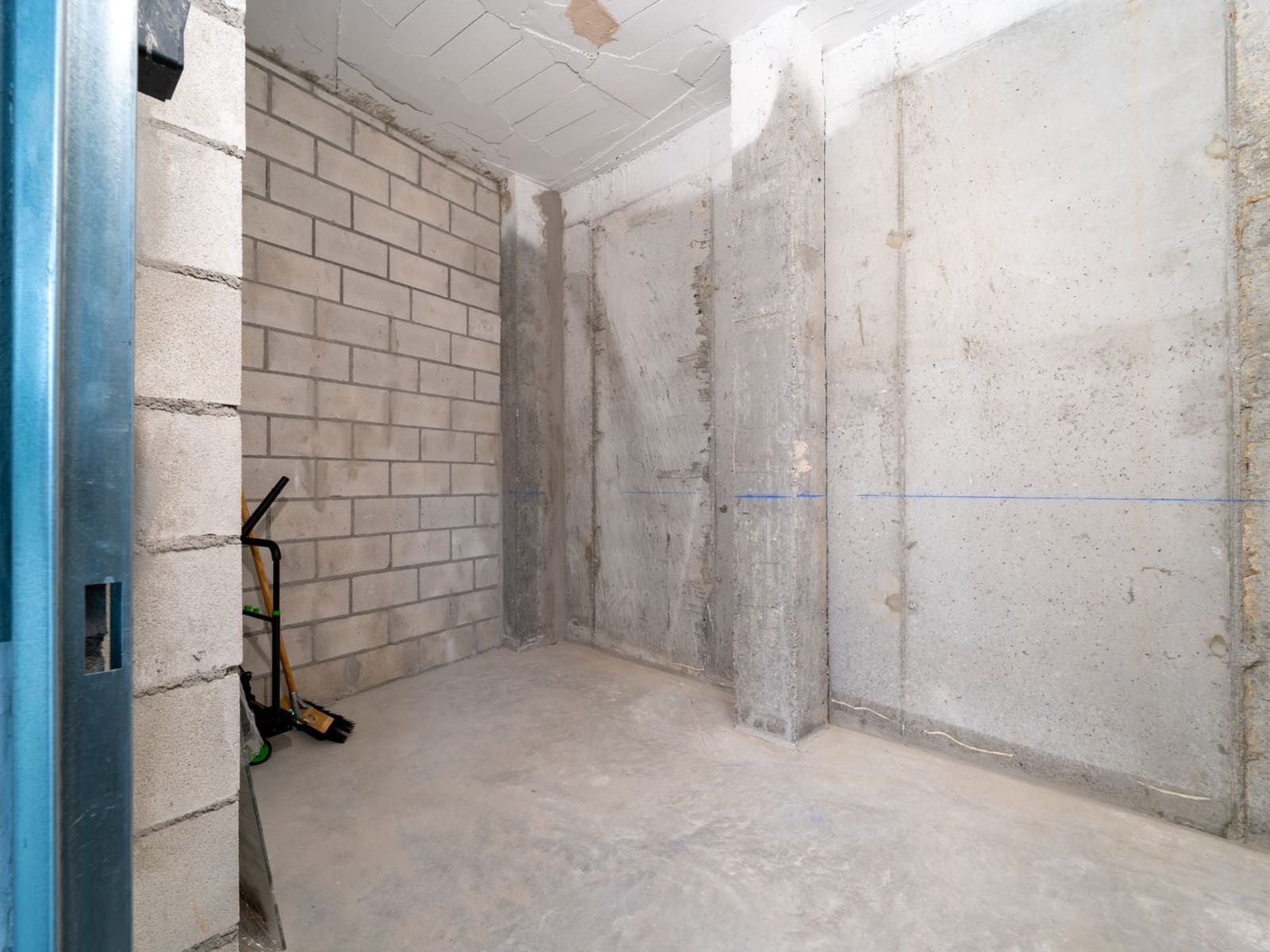 2 Zimmer Wohnung zu verkaufen in Manilva mit Pool Garage - 620.000 € (Ref: 9972837)