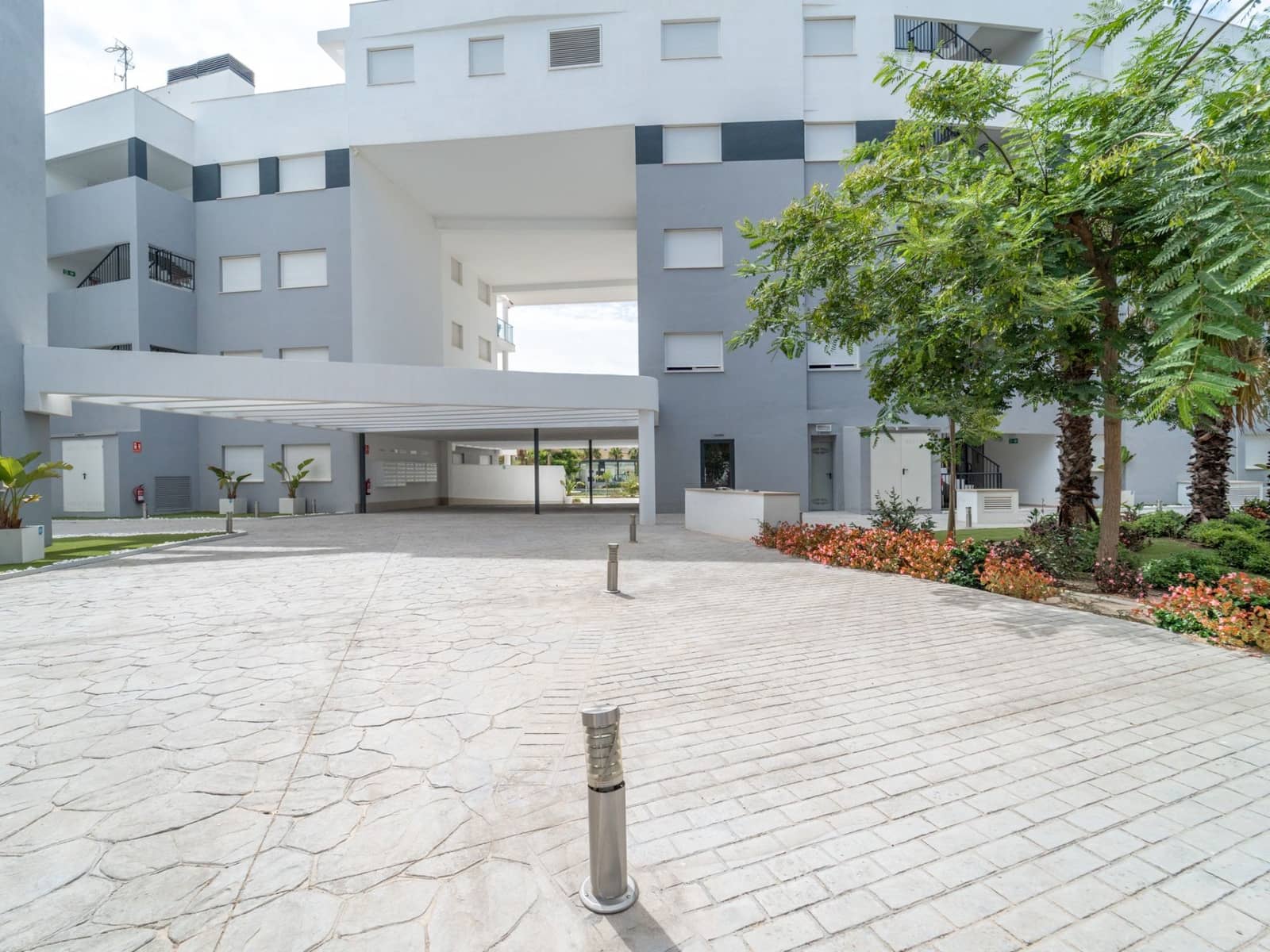 2 Zimmer Wohnung zu verkaufen in Manilva mit Pool Garage - 620.000 € (Ref: 9972837)