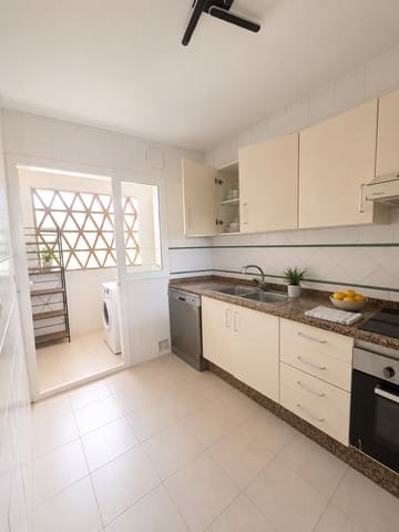 3 soverom Penthouse til salgs i Marbella - € 445 000 (Ref: 9972838)