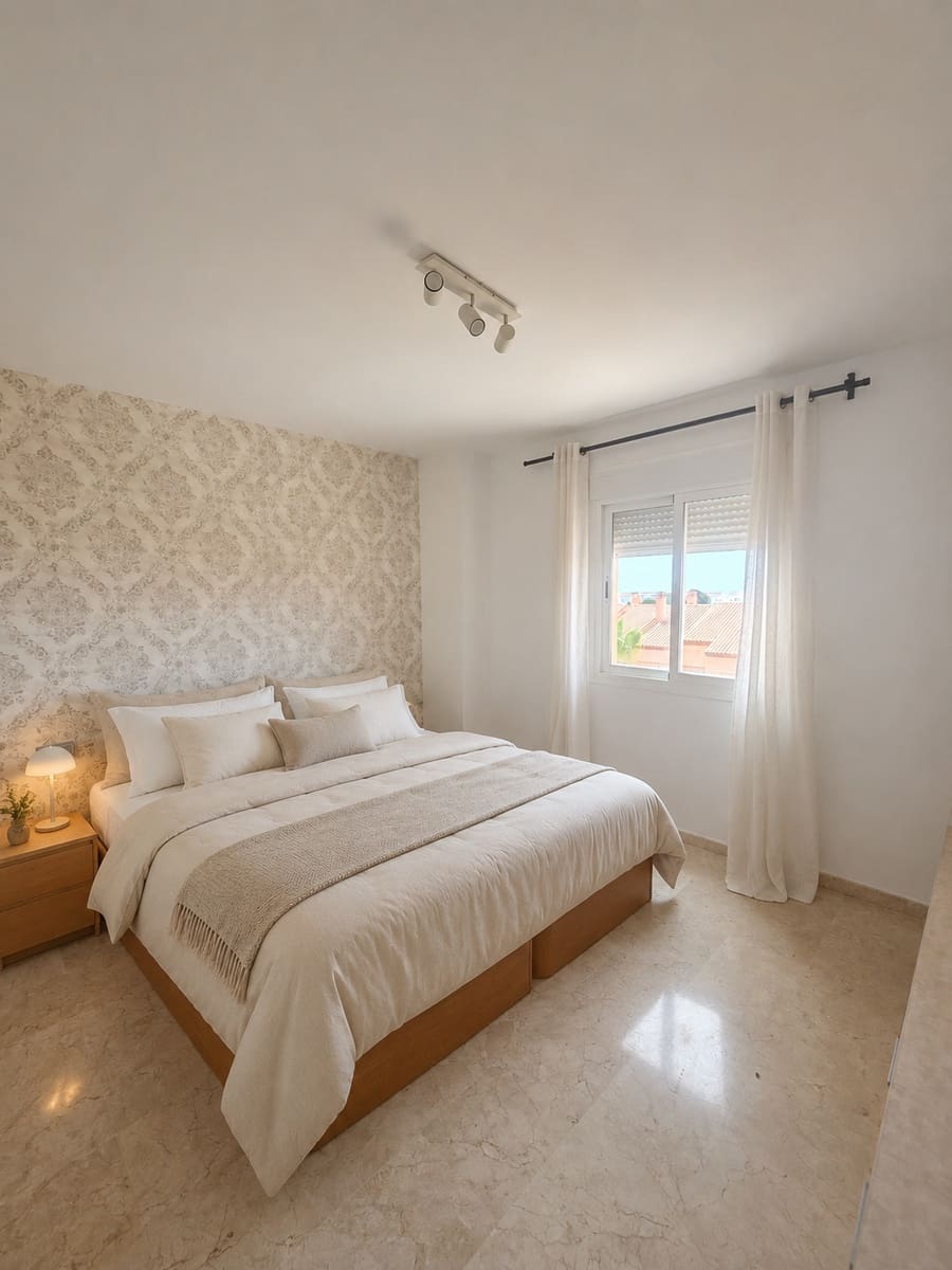 3 soverom Penthouse til salgs i Marbella - € 445 000 (Ref: 9972838)