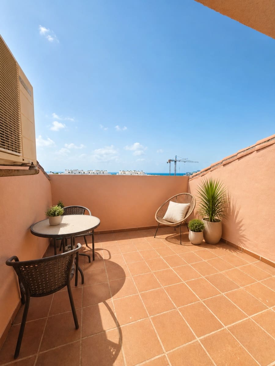 3 soverom Penthouse til salgs i Marbella - € 445 000 (Ref: 9972838)