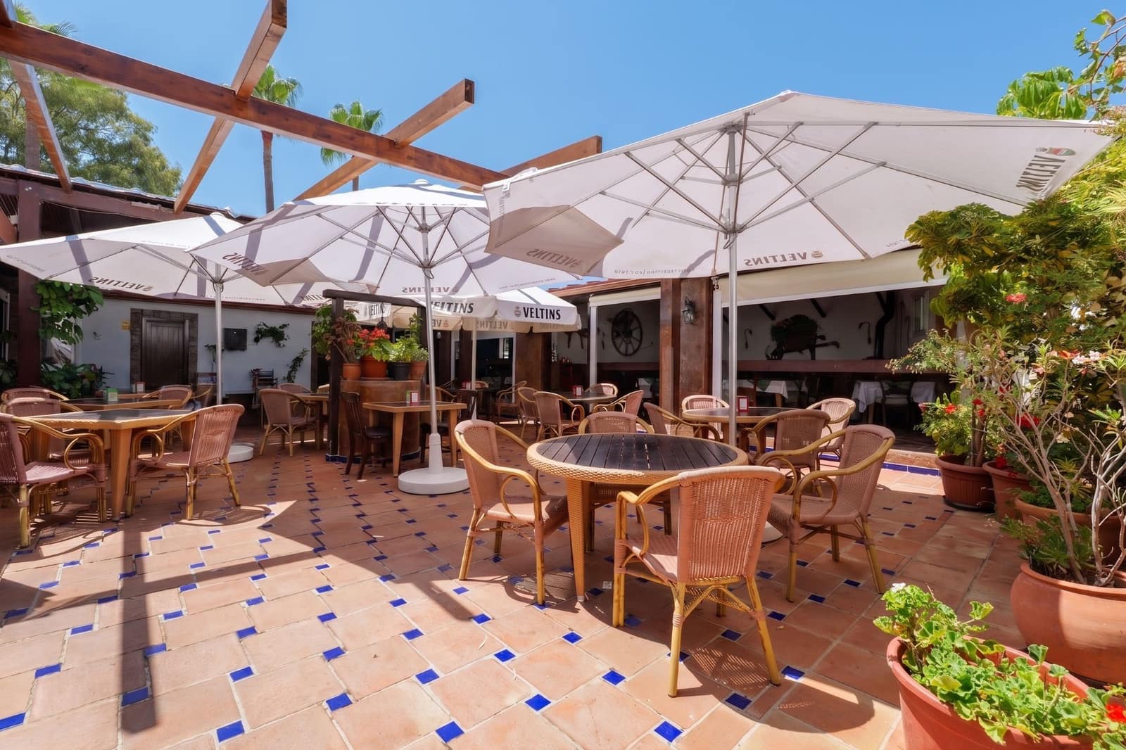 3 sypialnia Hotel na sprzedaż w Marbella - 1 750 000 € (Ref: 9972839)