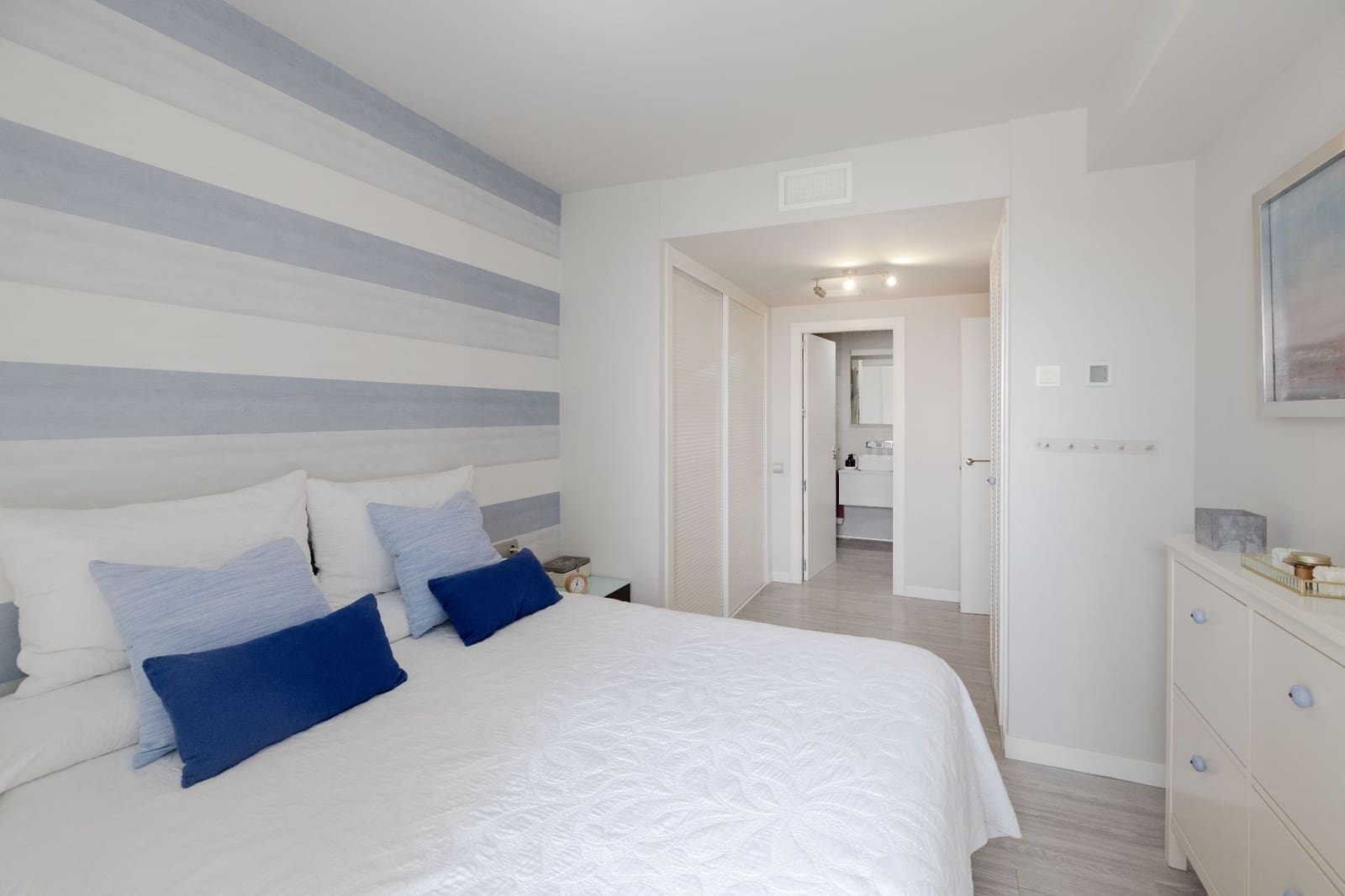3 soverom Leilighet til salgs i Benalmadena med svømmebasseng garasje - € 474 000 (Ref: 9976760)