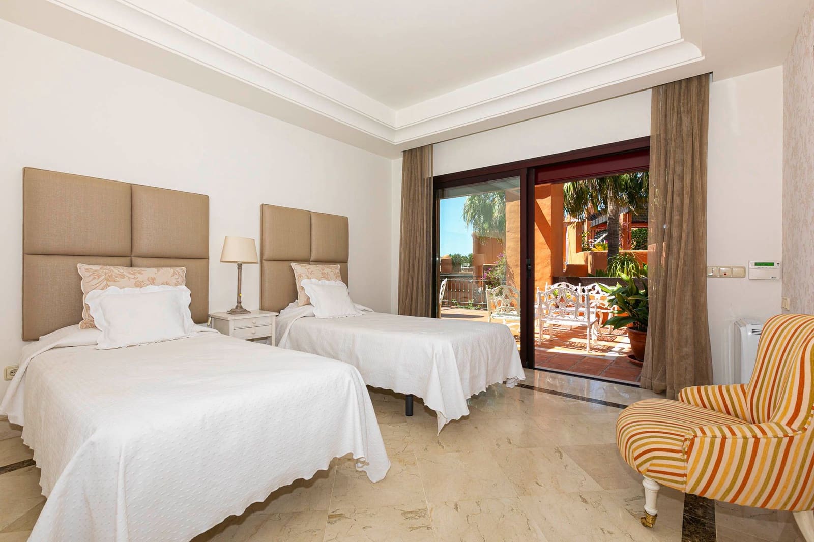 3 soveværelse Lejlighed til salg i Marbella med swimmingpool garage - € 1.950.000 (Ref: 9976763)