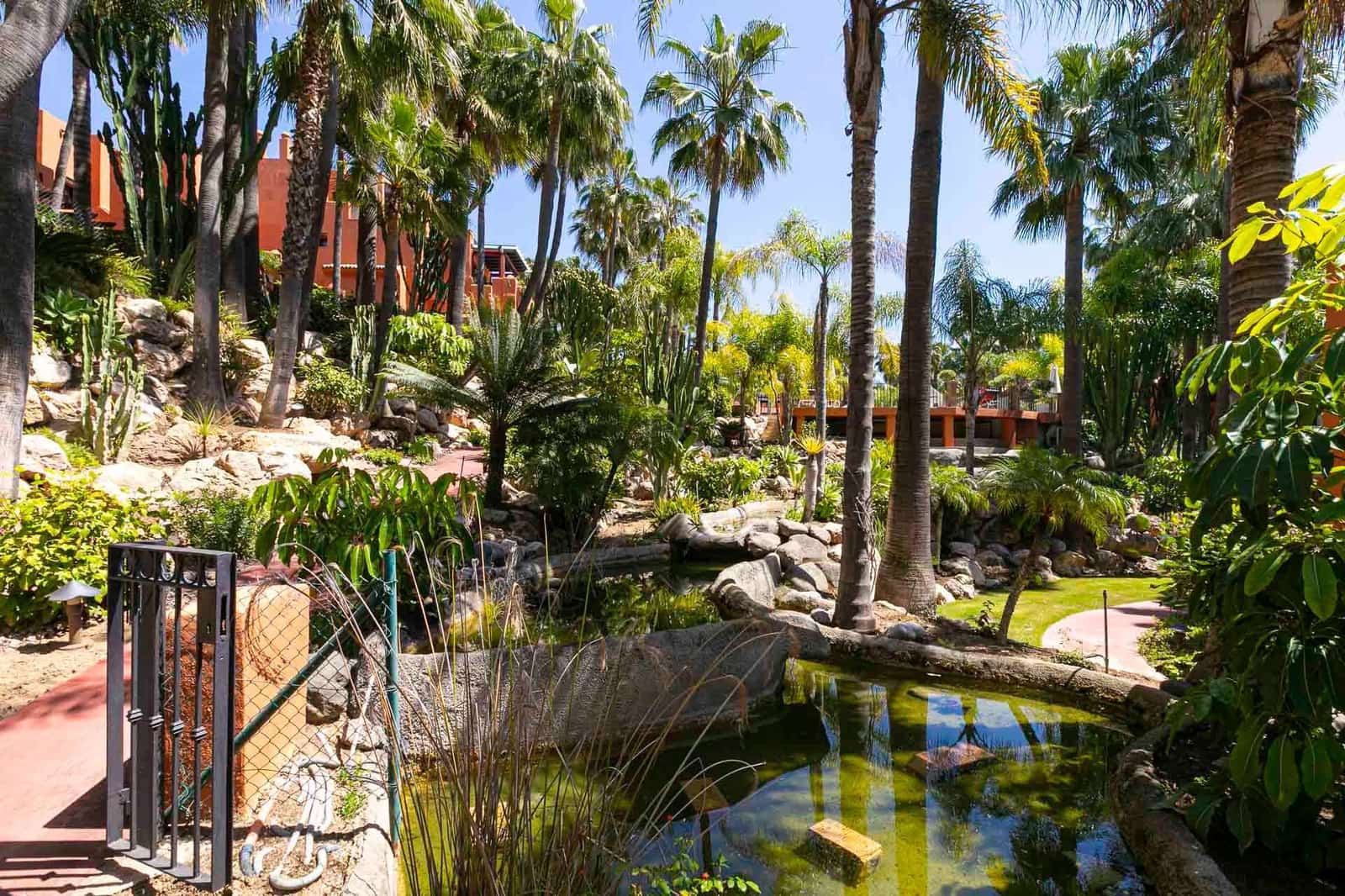3 soveværelse Lejlighed til salg i Marbella med swimmingpool garage - € 1.950.000 (Ref: 9976763)