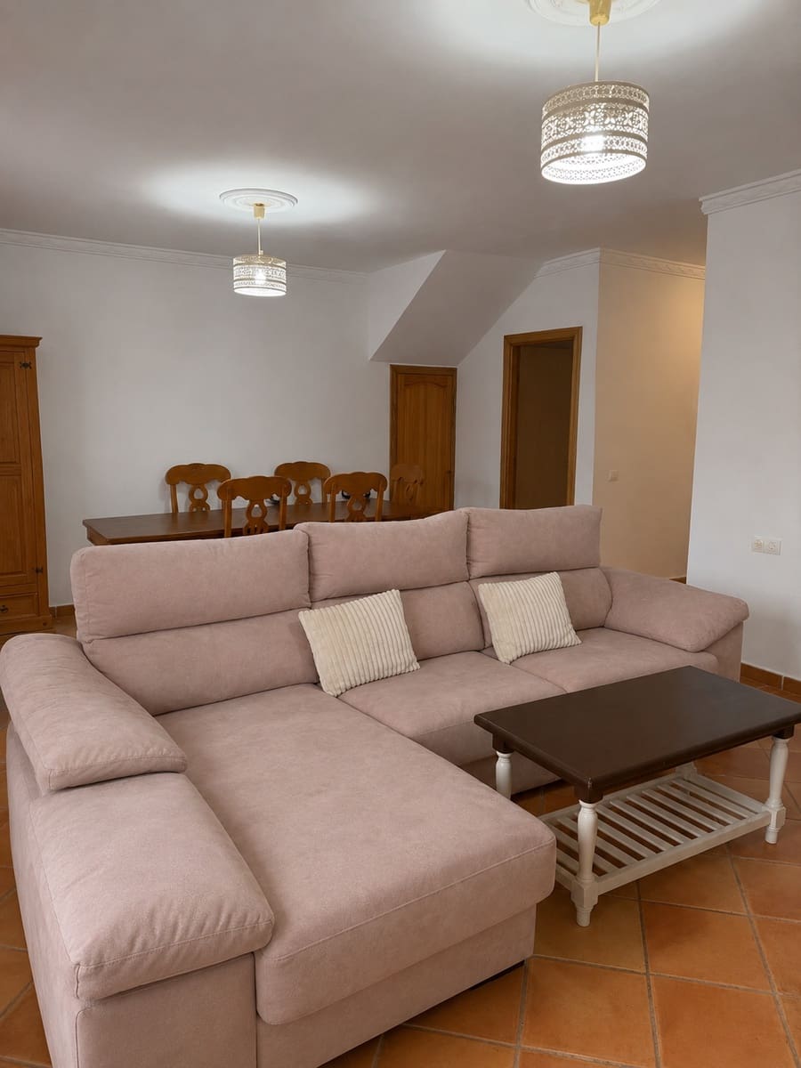 2 soverom Kjedet enebolig til salgs i Marbella - € 435 000 (Ref: 9978135)