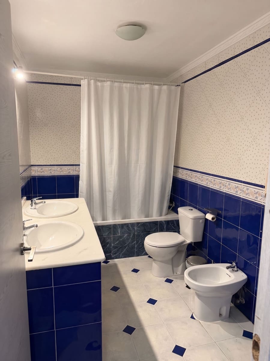 2 soverom Kjedet enebolig til salgs i Marbella - € 435 000 (Ref: 9978135)