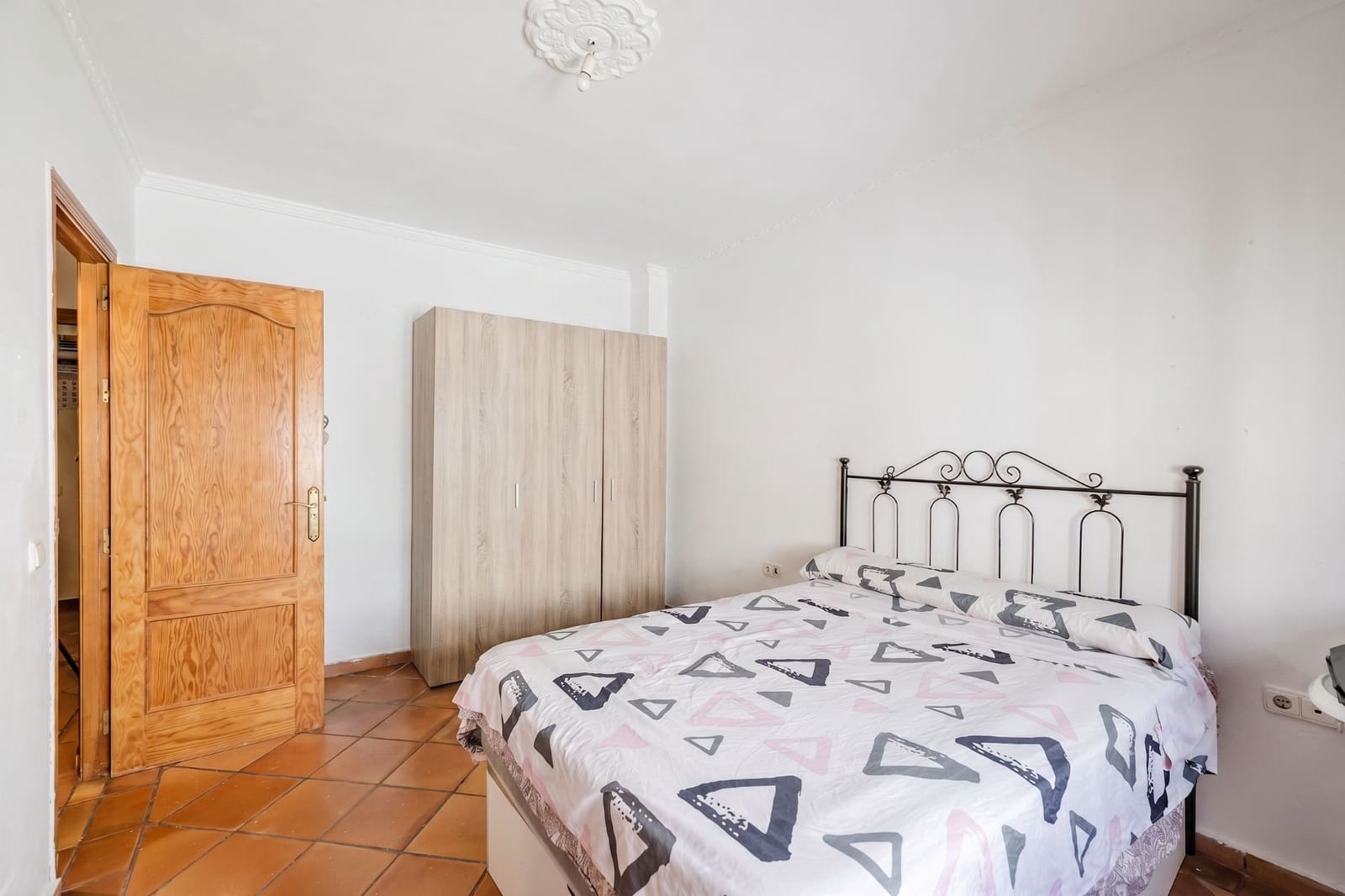 2 chambre Villa/Maison Semi-Mitoyenne à vendre à Marbella - 435 000 € (Ref: 9978135)