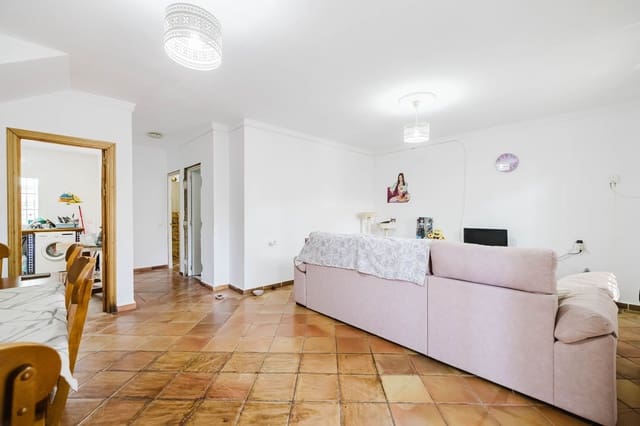 2 bedroom Semi-detached Villa for sale in Marbella - € 435,000 (Ref: 9978135)