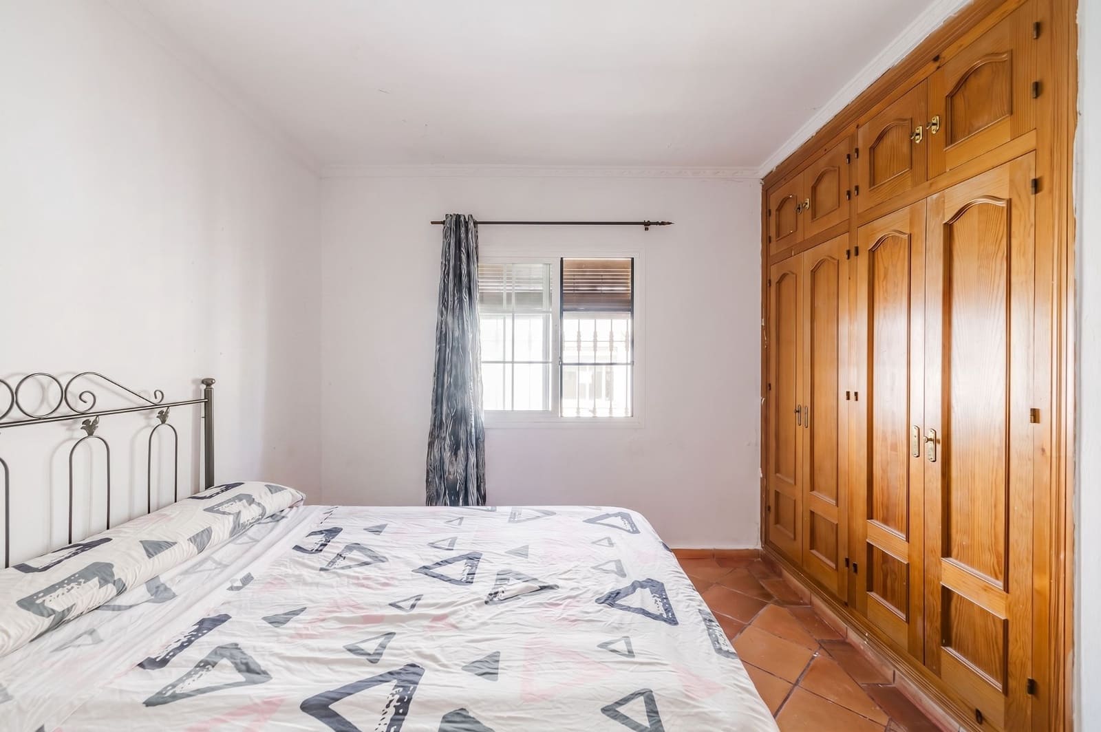 2 quarto Moradia Geminada para venda em Marbella - 435 000 € (Ref: 9978135)