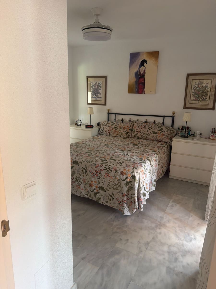 Lägenhet till salu i Manilva - 249 000 € (Ref: 9978136)