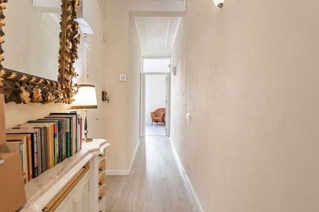 2 soverom Leilighet til salgs i Barcelona by - € 489 000 (Ref: 9981798)