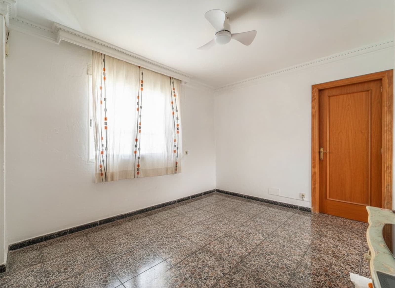 Casa de 6 habitaciones en Vélez-Málaga en venta - 442.900 € (Ref: 9981799)